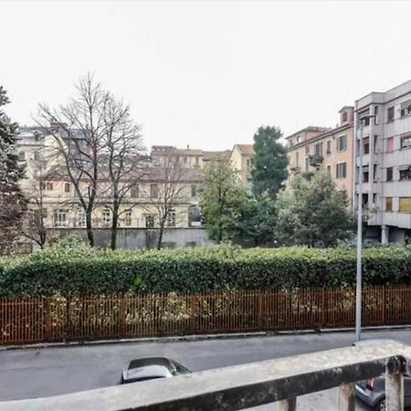 Porta Romana Comfortable Flat con Balcone Milán Exterior foto