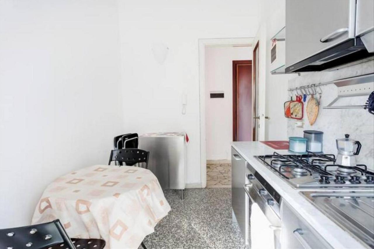 Porta Romana Comfortable Flat con Balcone Milán Exterior foto